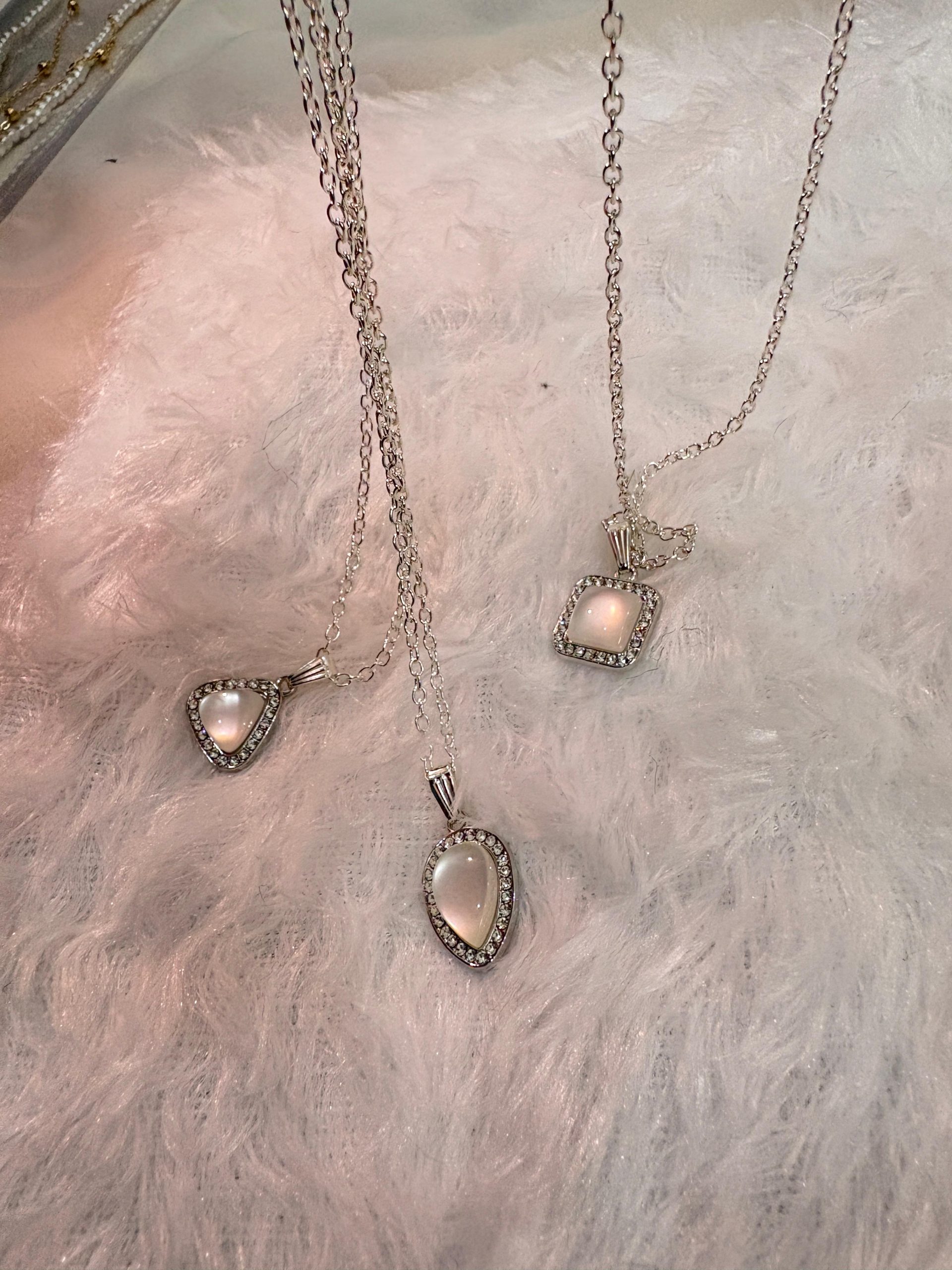 Daily-wear Pendants - Image 3