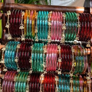 RaSha Jelly Bangles Set with 4 Kashmiri Ghungroo Bangles